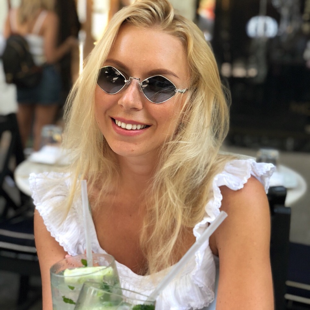 Meet your Posher, Anastasia